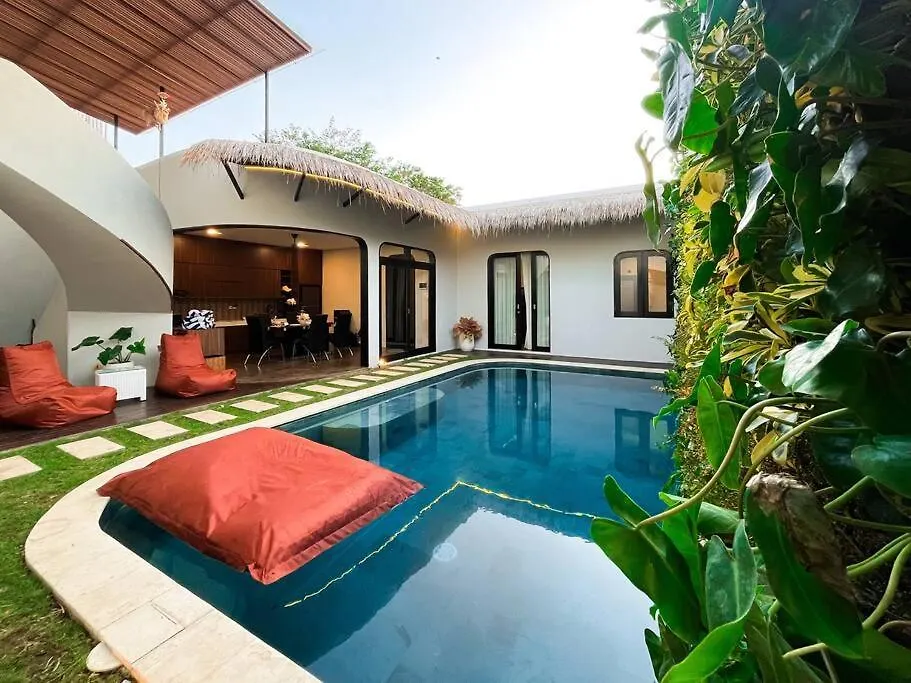 Villa Raaadha 3Br Modern Design Villa Center Of Seminyak Indonesië