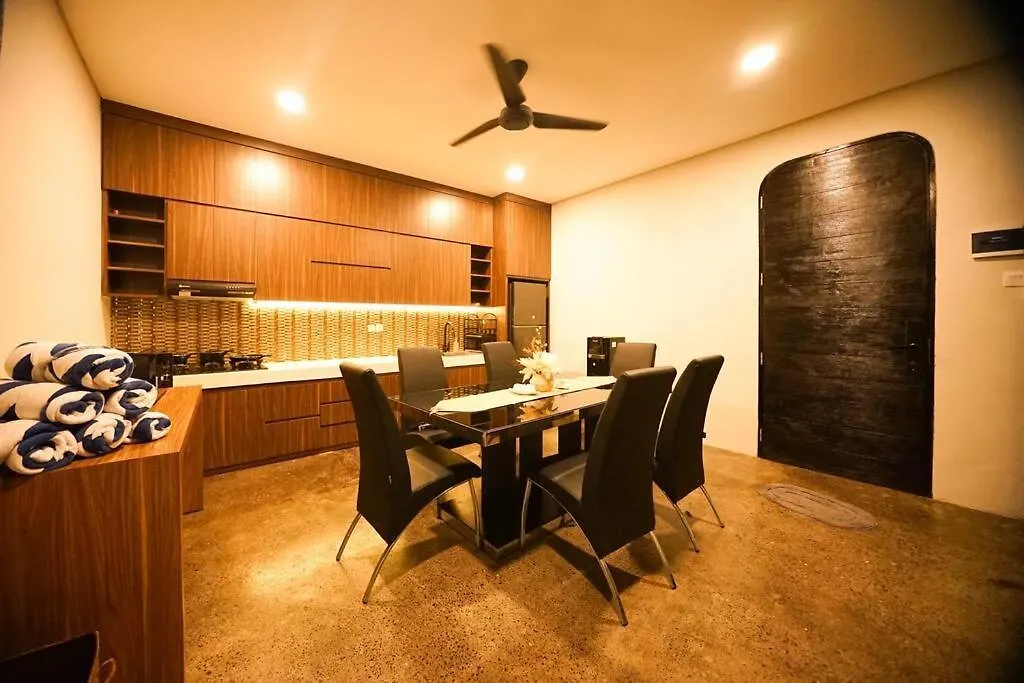 Villa Raaadha 3Br Modern Design Villa Center Of Seminyak  Σεμινιάκ