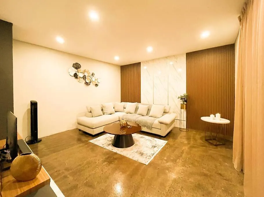 Villa Raaadha 3Br Modern Design Villa Center Of Seminyak Σεμινιάκ